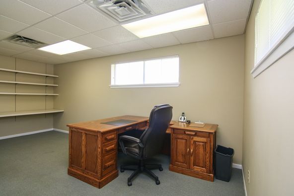1017 W South St, Alvin, TX 77511